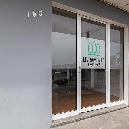 Livramento Residence *