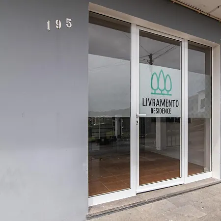Livramento Residence 3*