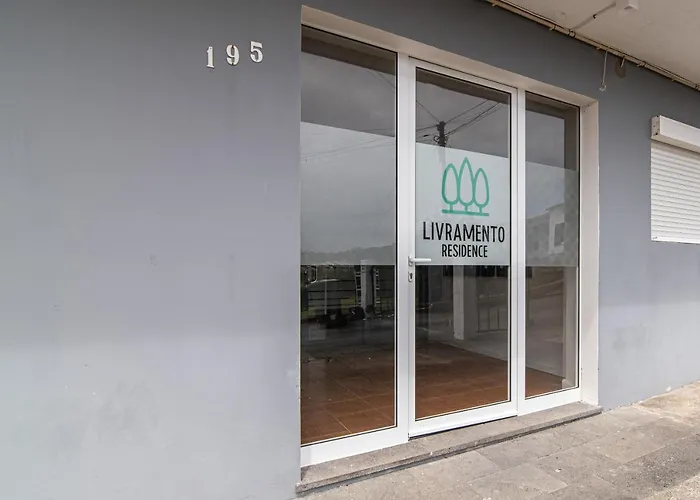 Livramento Residence 3*